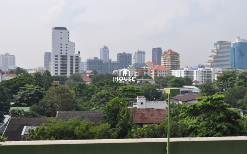 โอเรียลเต็ล ทาวเวอร์